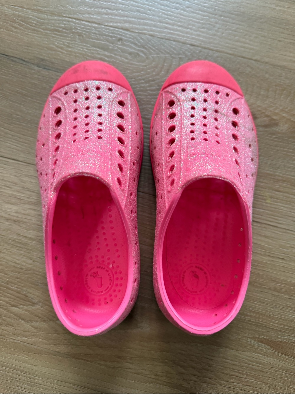 Native Shoes Girls Water Shoes - Hot Pink Glitter, Size 10